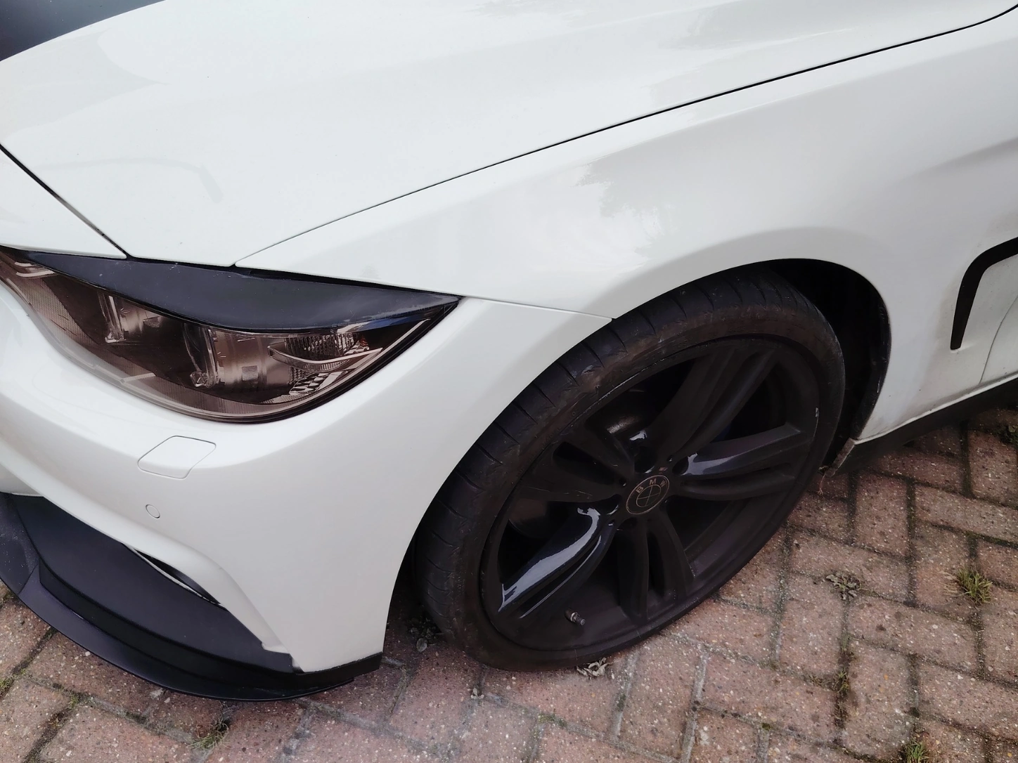 ford-front-wing-paintwork-repair-after